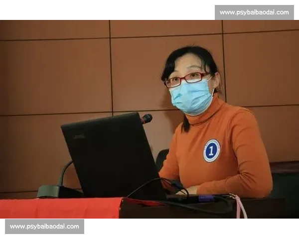 72 岁金辉 WSE 三冠：百米 14 秒书写 “银发速度”